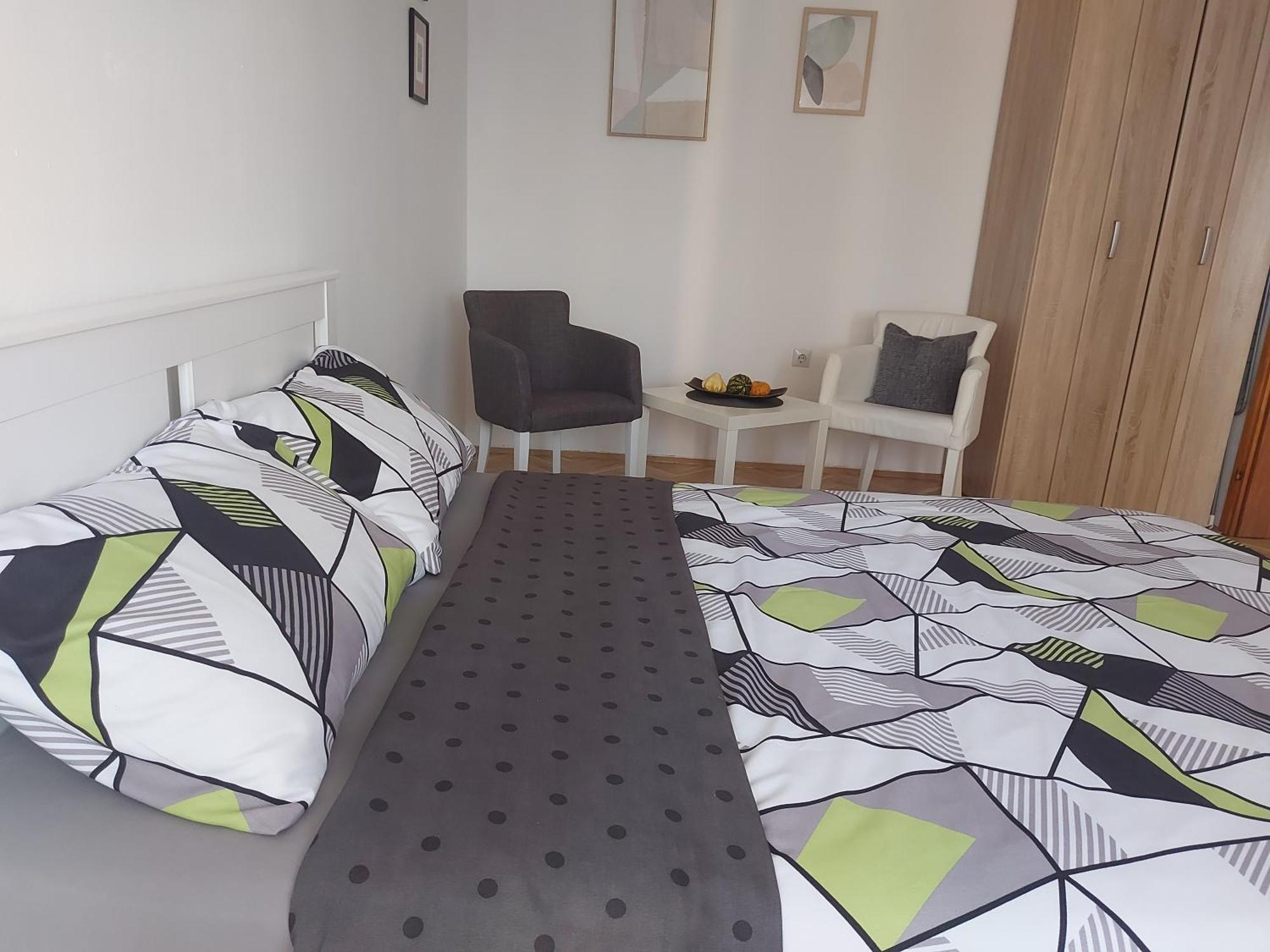 Nikola Ns2 Appartement Novi Sad Buitenkant foto